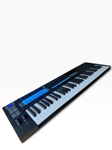 Novation launchkey mk3 midi - 61,