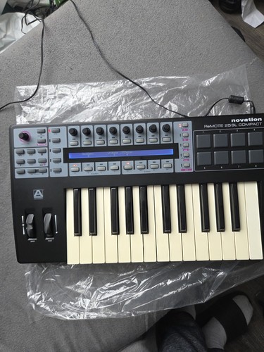 Novation remote 25sl compact - novation,