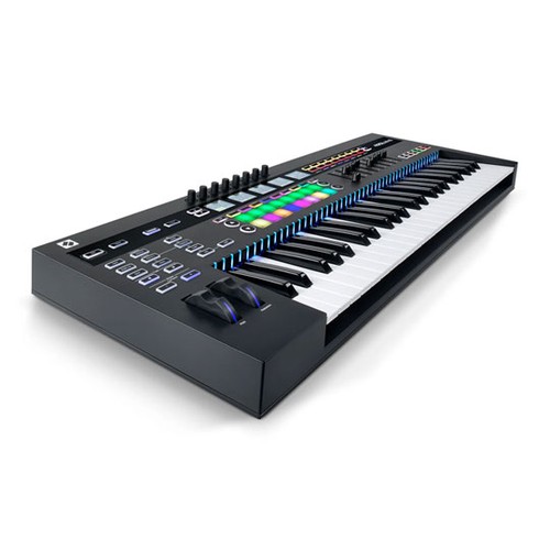 Novation sl49 mkiii - box),